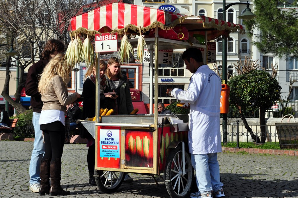 13 lungo l'ippodrome.JPG